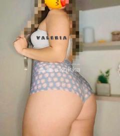 DELICIOSO TRATO CON MASAJE RELAJANTE